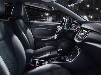 Опель GrandLand X Опель GrandLand X